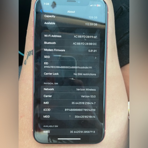iPhone XR Unlocked . Currently in Verizon. 128 gb includes charger . - Picture 3 of 3